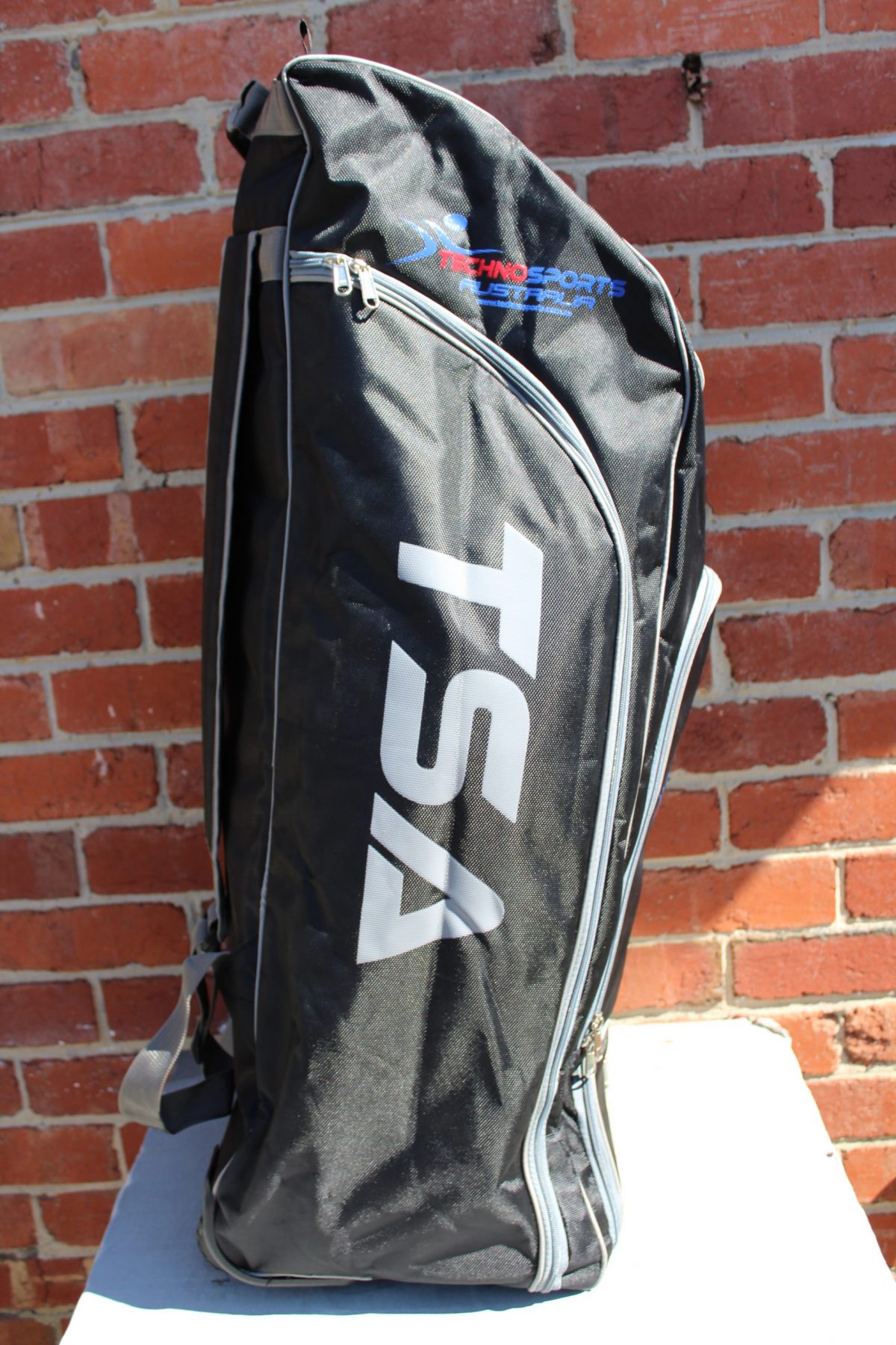 TSA Cricket Kit bag – Wheelie Duffle